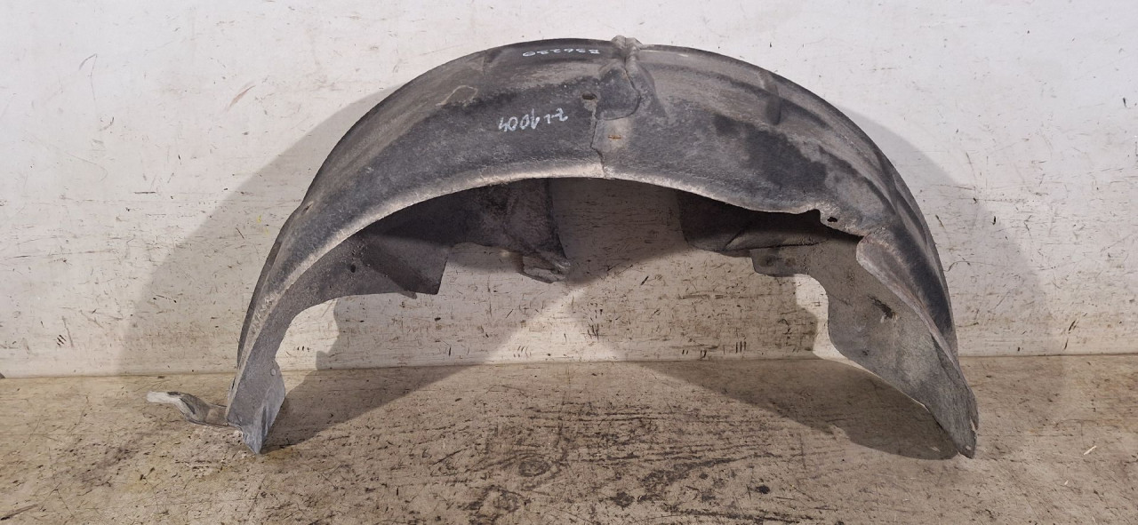 UNUTRASNJI BLATOBRAN SKODA OCTAVIA > 08-13 1Z0810969