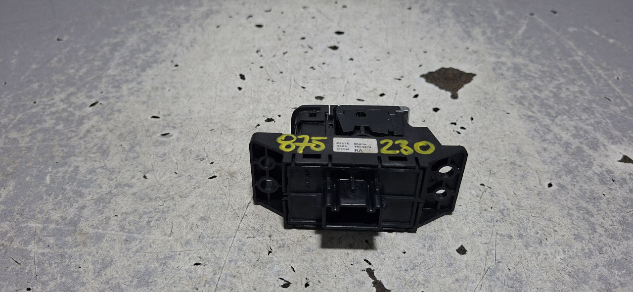 DIJELOVI PREKIDAC NISSAN QASHQAI > 21- 1.5 251756RA0A