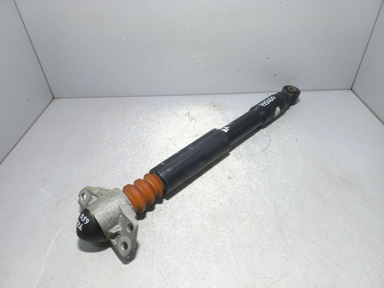 DIJELOVI AMORTIZER VW PASSAT B7 > 10-14 3AA513049N