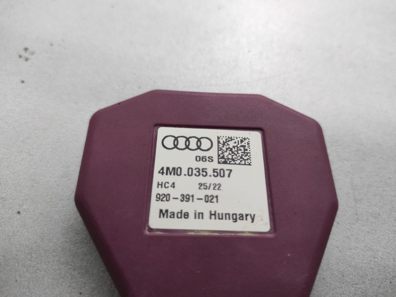 DIJELOVI ANTENA AUDI A4 (B9) > 15-18 4M0035507
