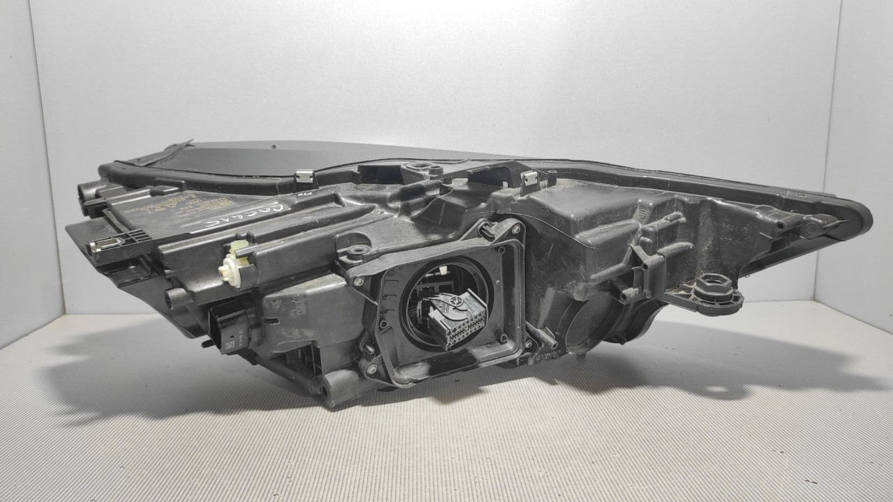 DIJELOVI FAR AUDI A6 4K > 18- 4K0941039