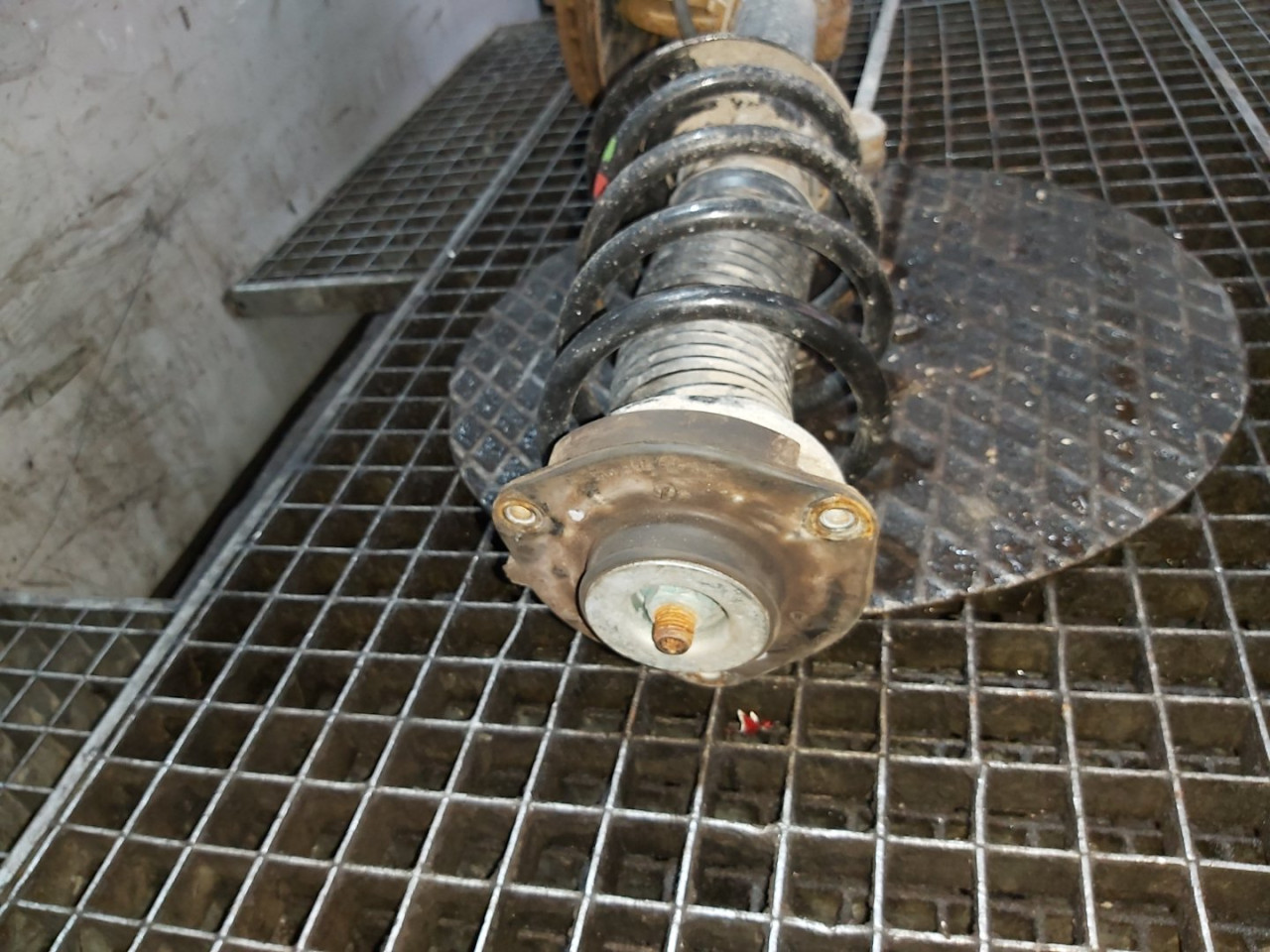 DIJELOVI AMORTIZER VW CADDY > 10-15 1T0413031HQ