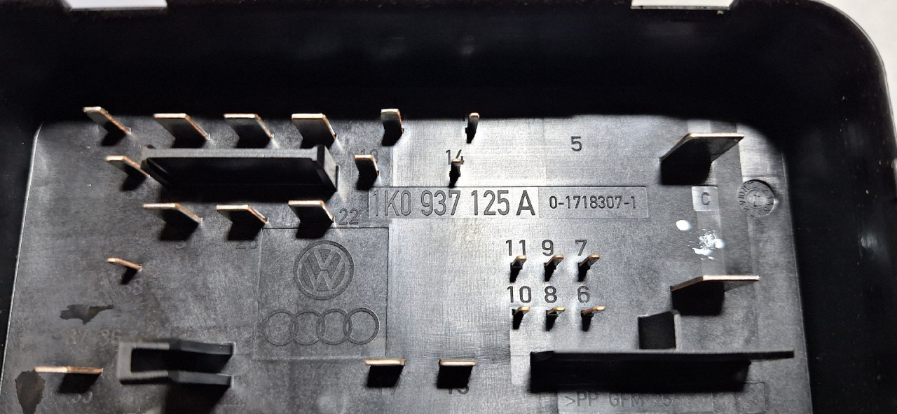 ELEKTRONIKA KUTIJA OSIGURACA AUDI A4 (B8) > 12-15 1K0937125A