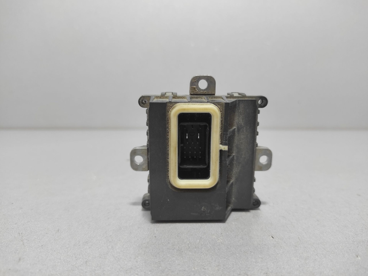 DIJELOVI BALAST FARA VOLVO V70 > 14-16 532294853