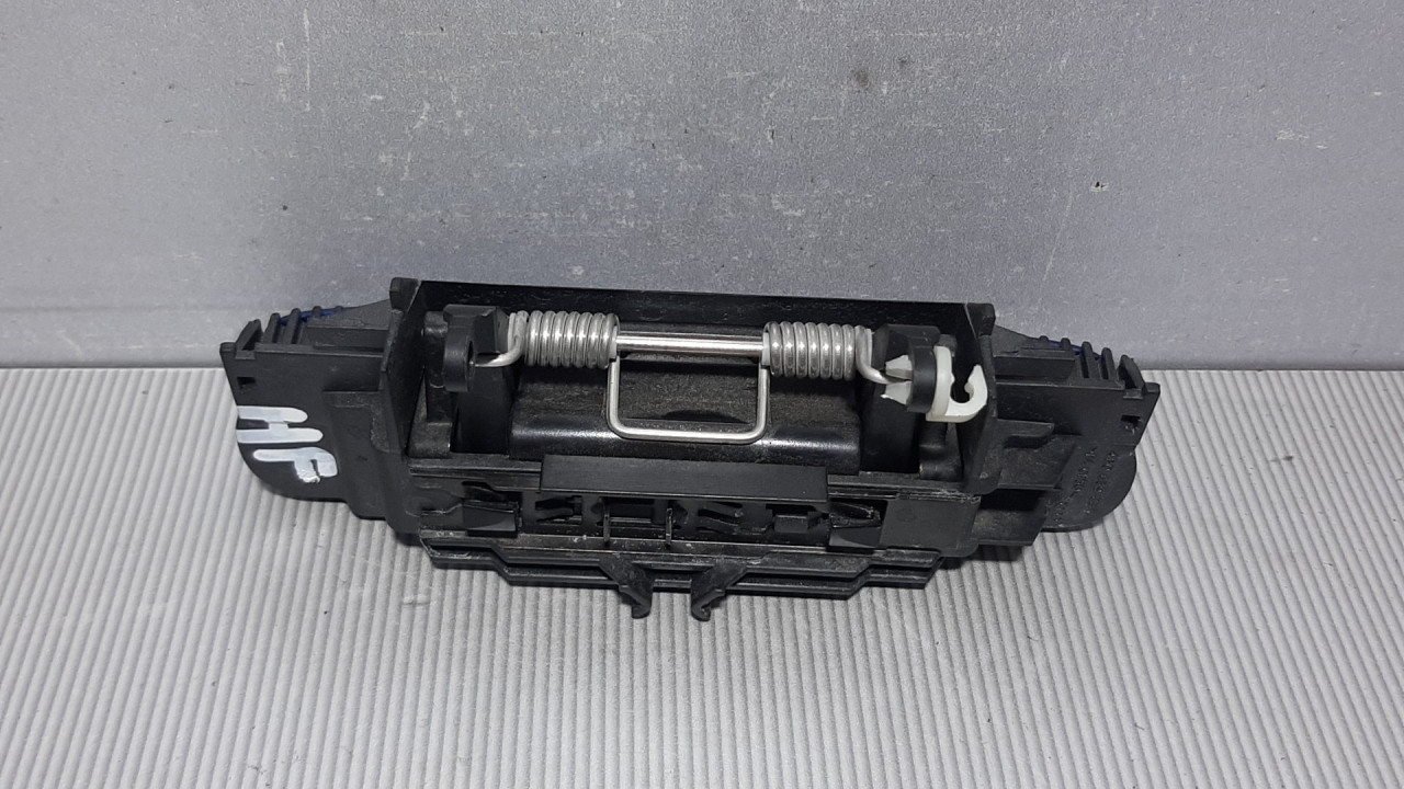 RUCKA VRATA AUDI A4 (B7) > 04-07 4B0839885
