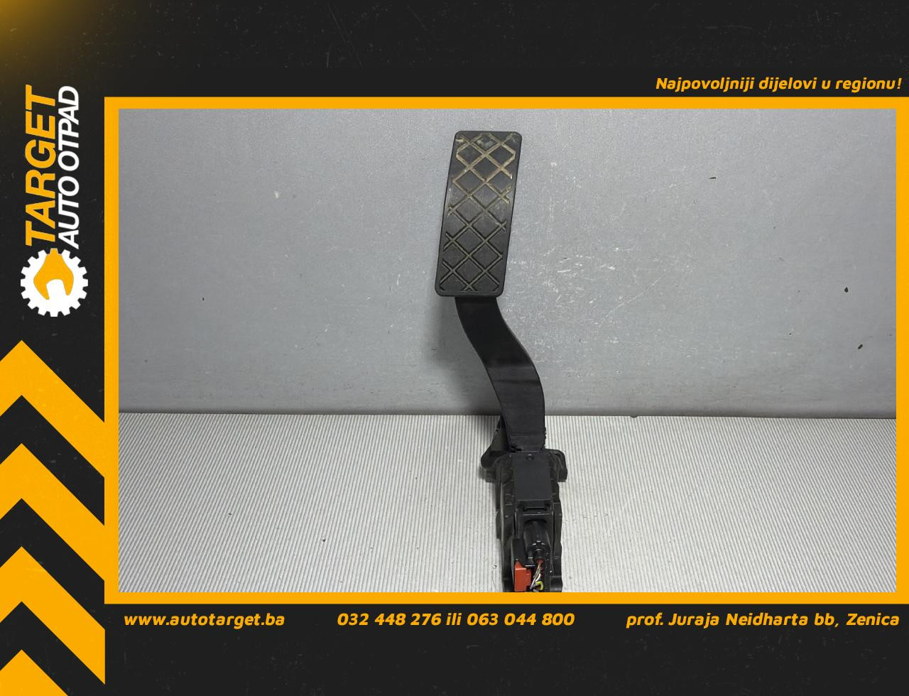 DIJELOVI PAPUCICA GASA VW PASSAT B8 > 14-19 2.0 5Q1723503H