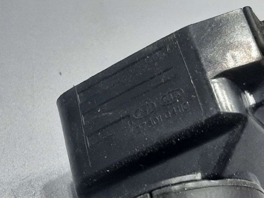 DIJELOVI BOMBINA HYUNDAI I30 > 17- 2730104110