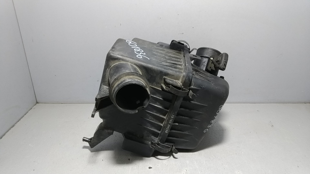 KUCISTE FILTERA ZRAKA HYUNDAI I30 > 10-12 281002H200