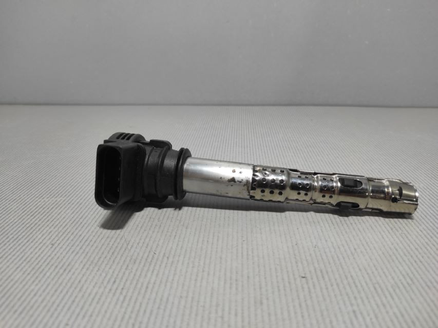 DIJELOVI BOMBINA VW PASSAT B6 > 05-10 06F905115F