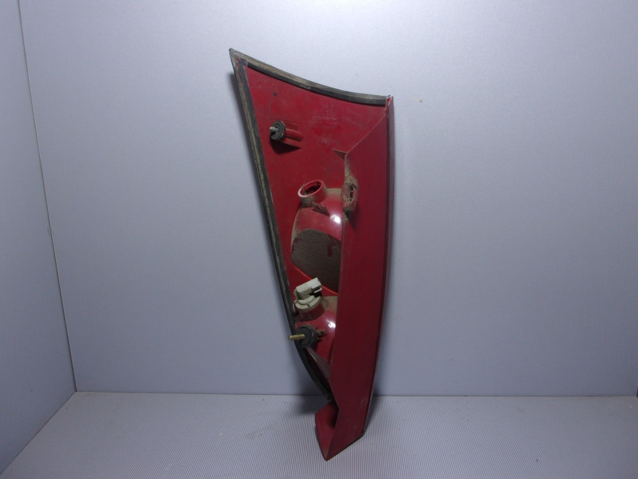 DIJELOVI STOP SVJETLO FORD FOCUS > 01-05 FD424016