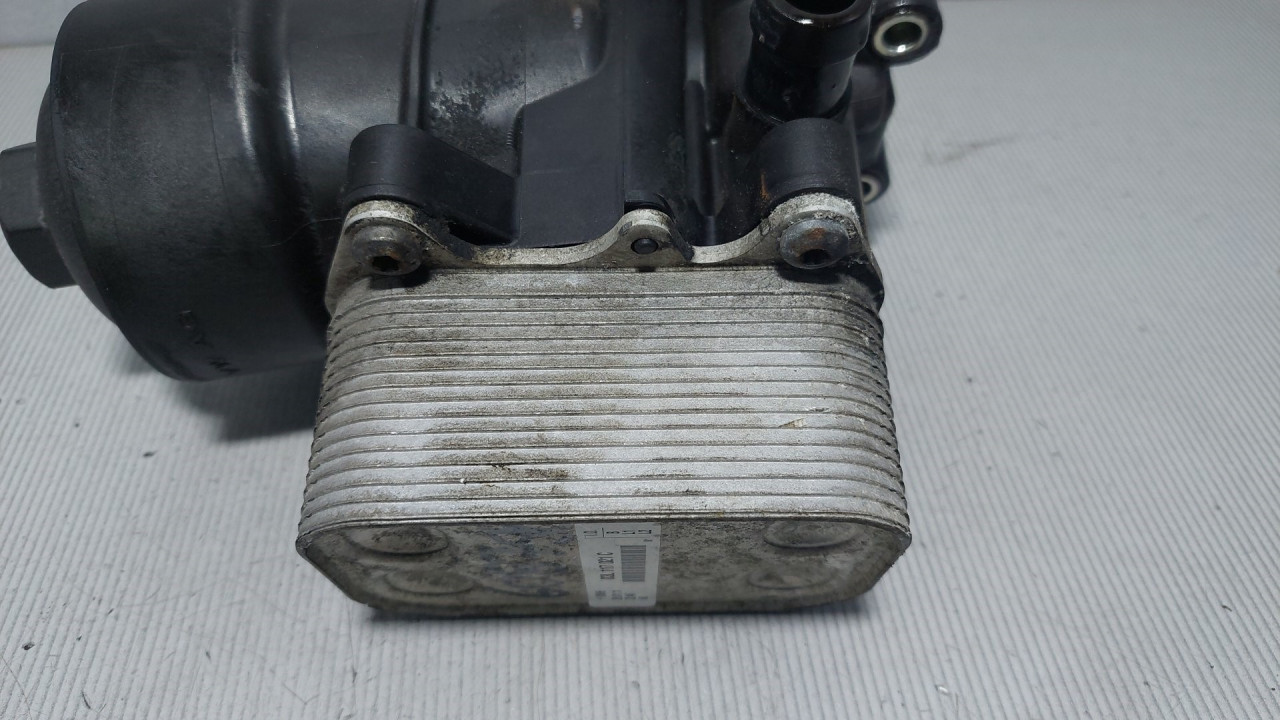 HLADNJAK ULJA VW PASSAT B7 > 10-14 03L117021C