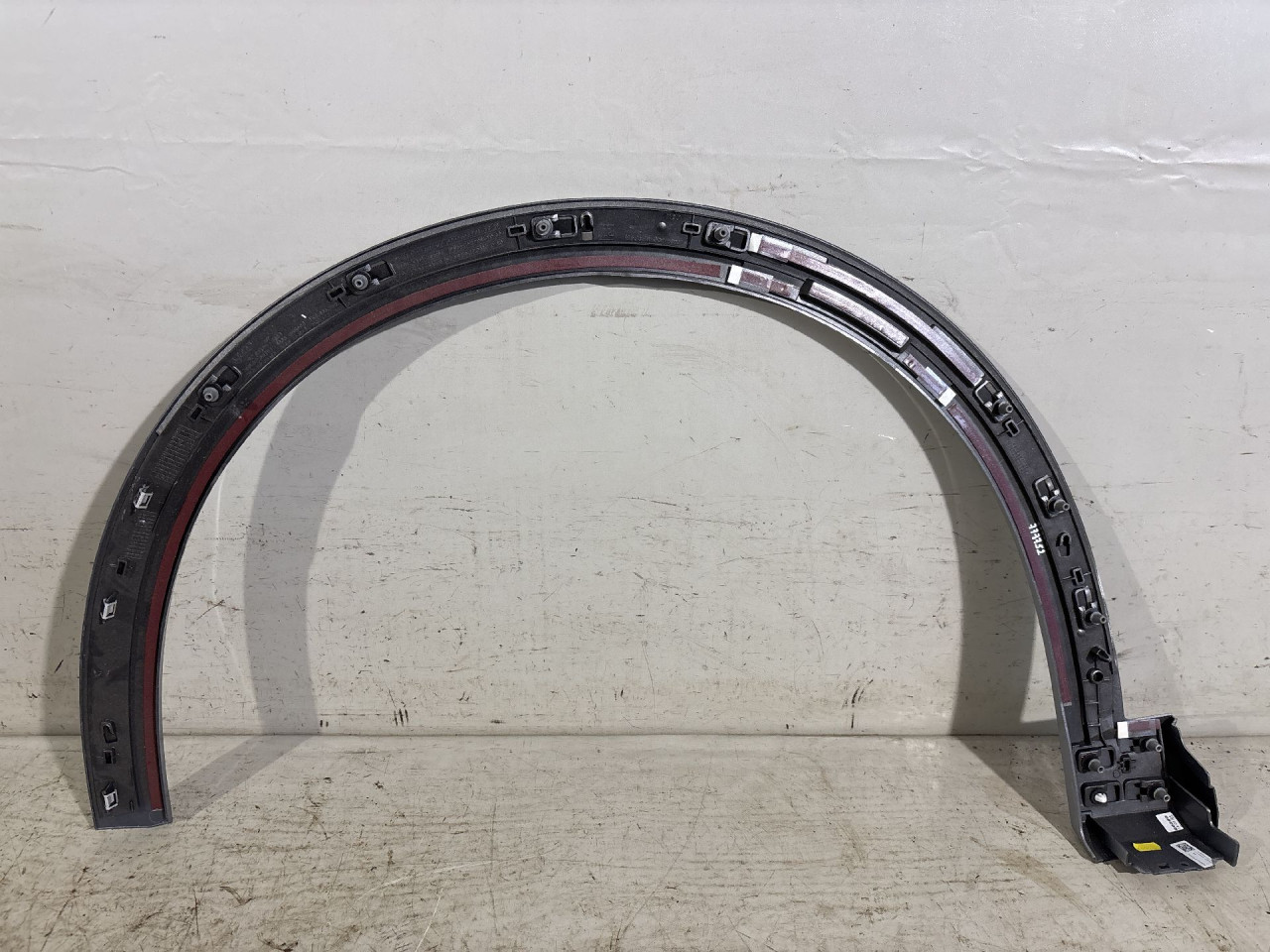 RUB BLATOBRANA AUDI E-TRON > 18- 4KE853718
