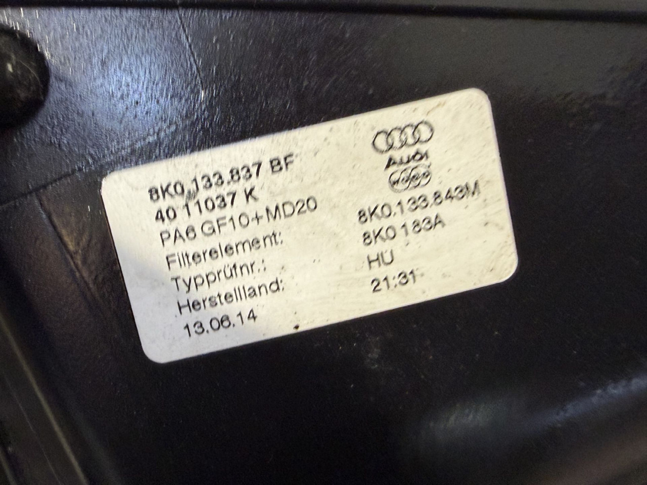 KUCISTE FILTERA ZRAKA AUDI A4 (B8) > 12-15 8K0133837BF