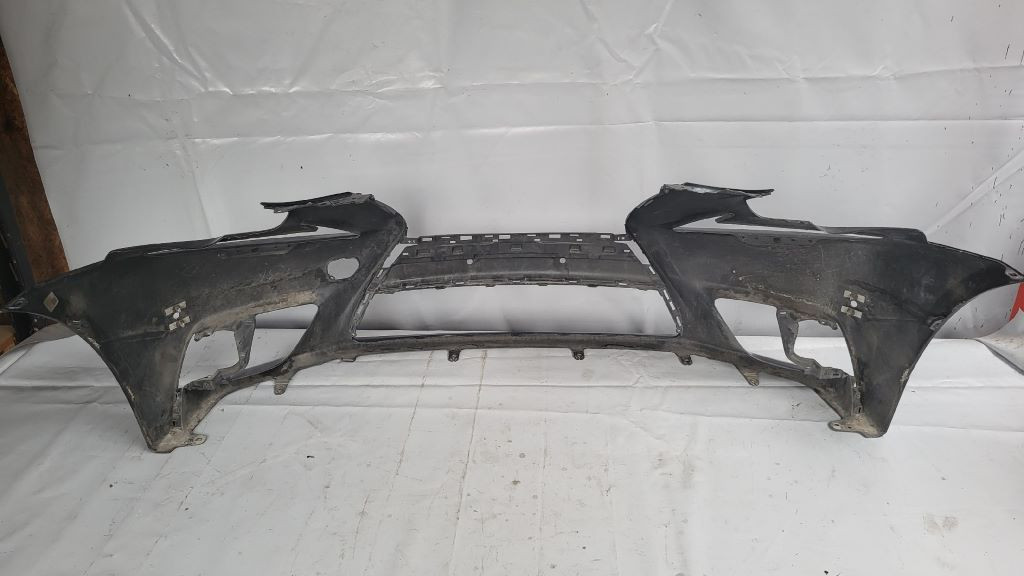 DIJELOVI BRANIK LEXUS IS > 16- 57704EJ010