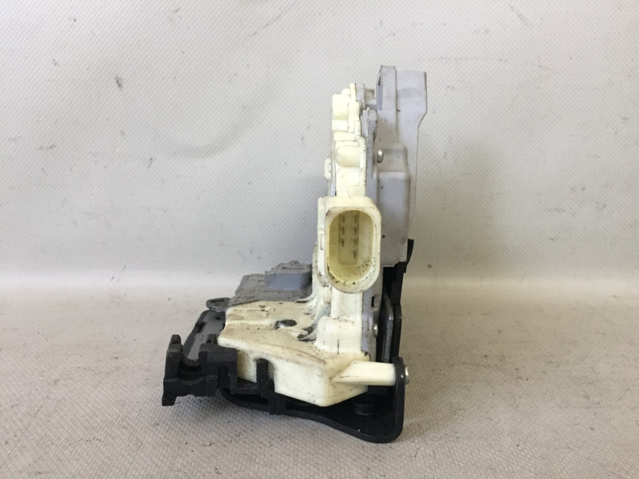BRAVA VRATA VW PASSAT B6 > 05-10 3C4839016A