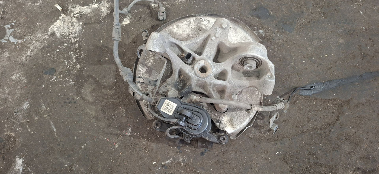 DIJELOVI GLAVCINA AUDI A4 (B9) > 15-18 2.0 8W0505432T 8W0505460F