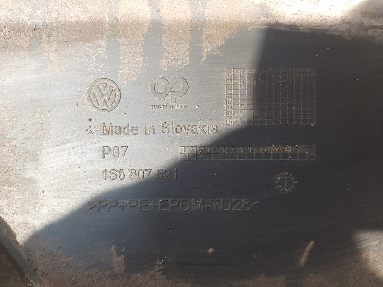 DIJELOVI SPOJLER VW UP > 12-16 1S6807521