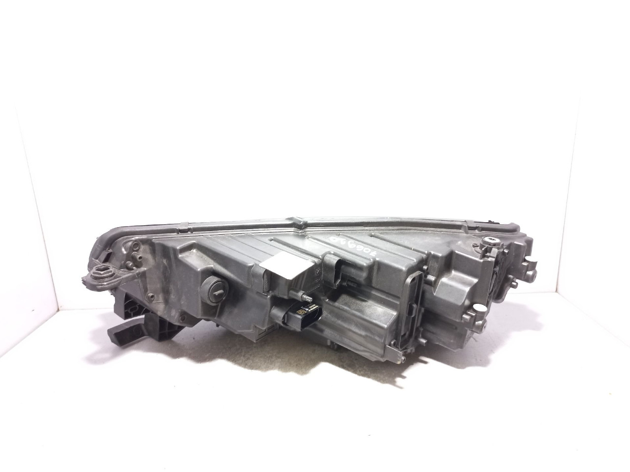 DIJELOVI FAR OSTECEN SKODA OCTAVIA > 19- 5E4941016
