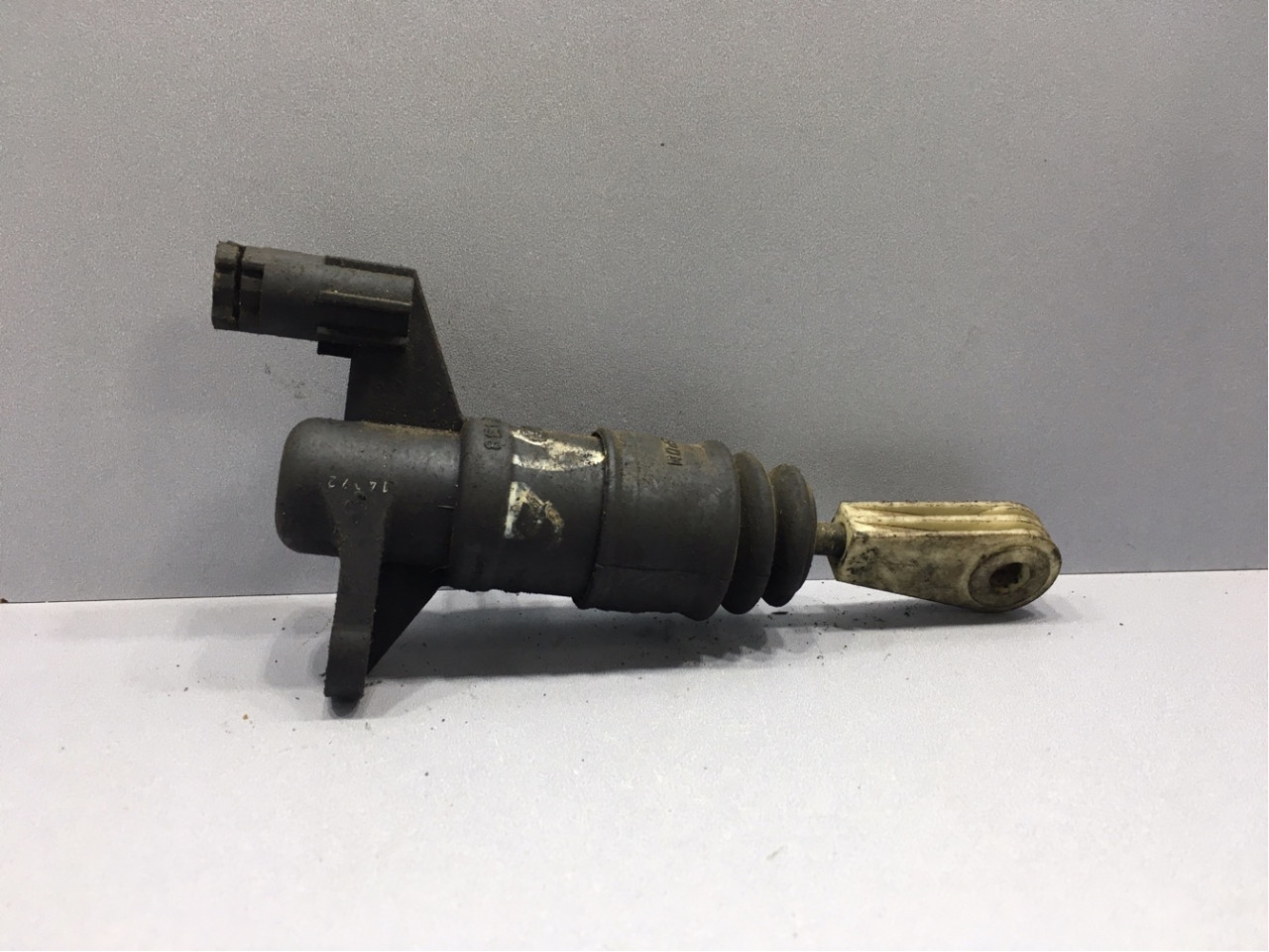 DIJELOVI CILINDAR AUDI A6 > 01-04 8E1721401