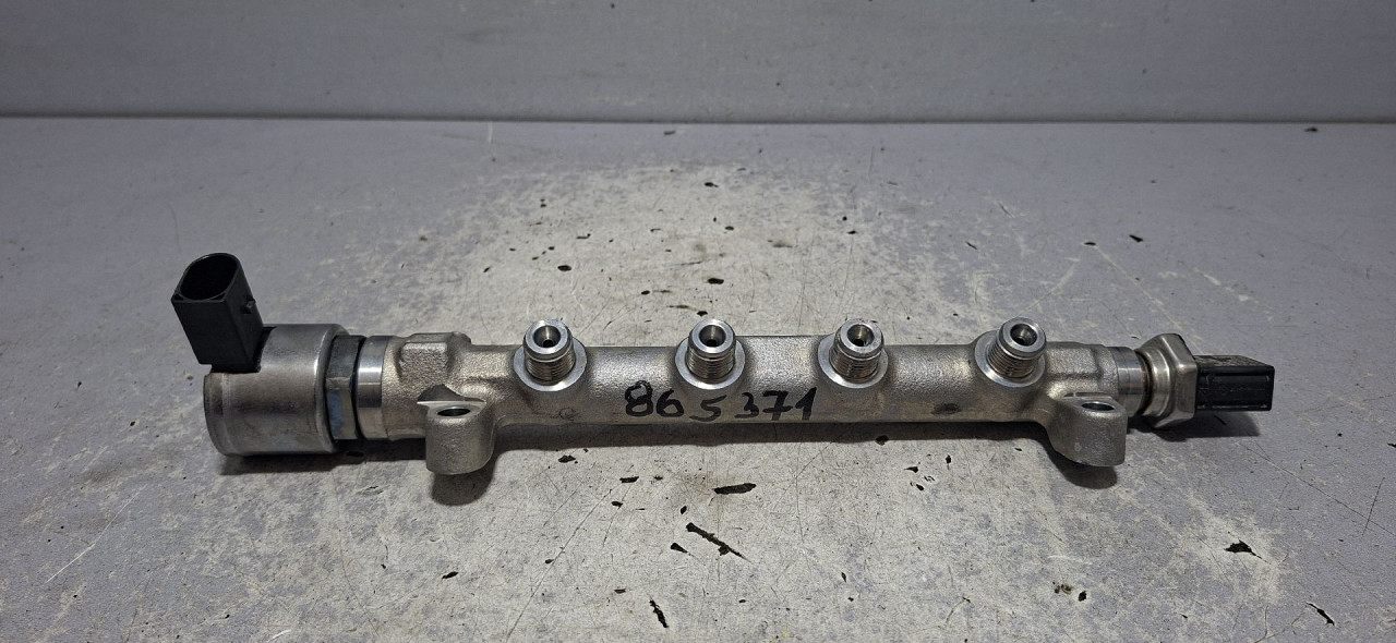 DIJELOVI RAMPA AUDI Q3 > 18- 2.0 05L089
