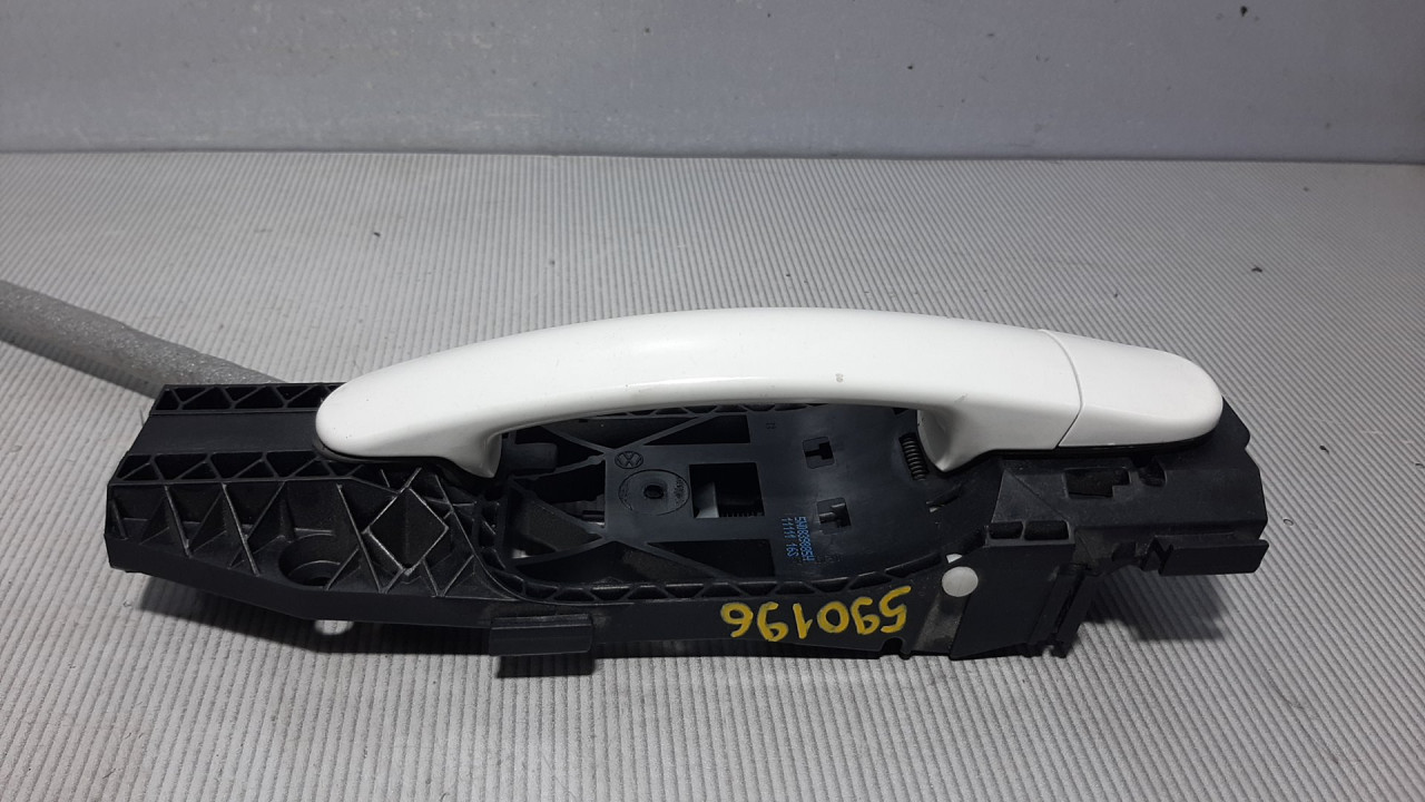 DIJELOVI RUCKA VRATA VW POLO > 09-14 5N0839885H