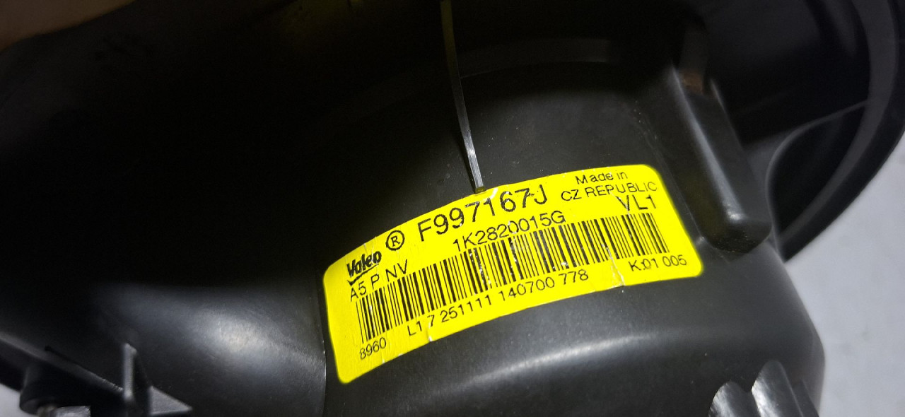 DIJELOVI VENTILATOR KABINE AUDI Q3 > 11-15 2.0 1K2820015G