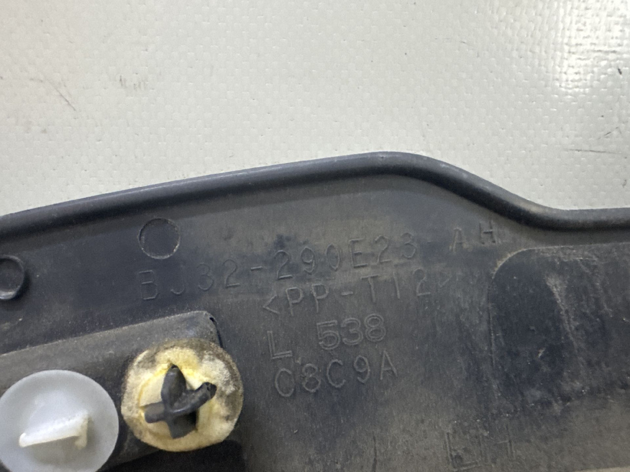 RUB BLATOBRANA LAND ROVER EVOQUE > 15-18 BJ32290E23AH
