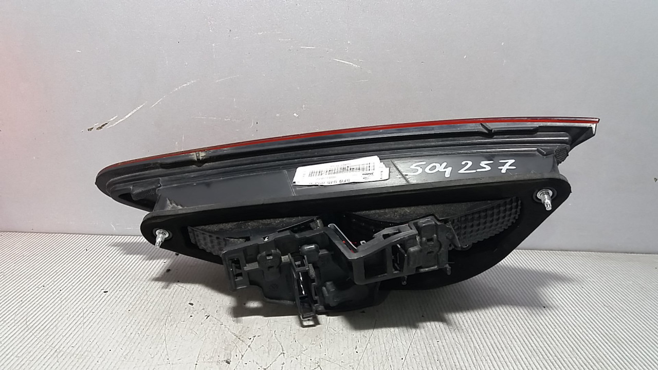 DIJELOVI STOP SVJETLO SEAT LEON > 13-16 5F0945093D