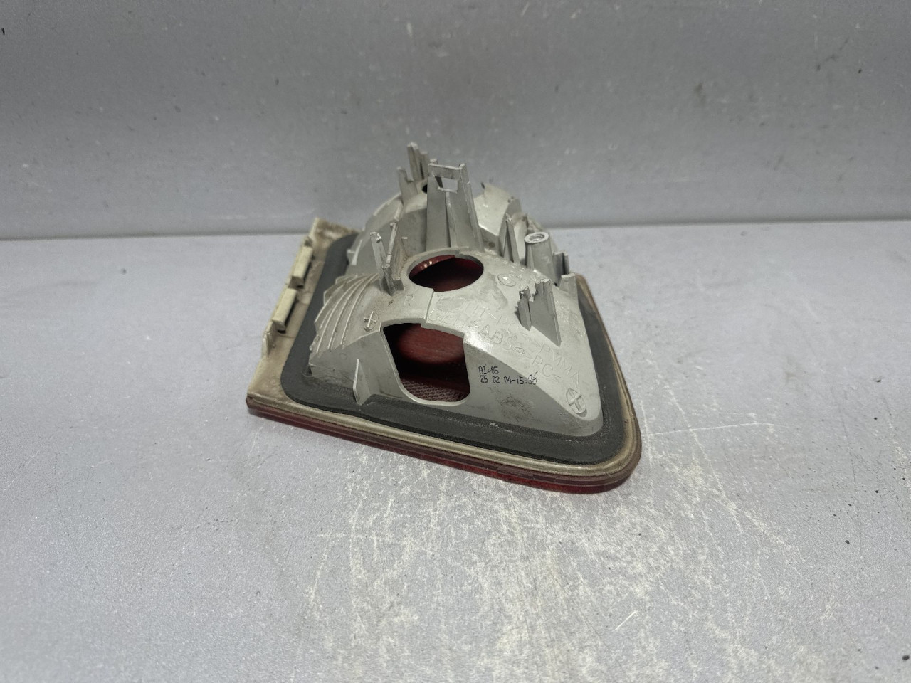 STOP SVJETLO BMW SERIJA 3 (E46) > 98-02 8368760