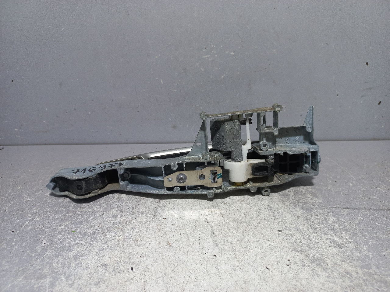 DIJELOVI RUCKA VRATA CITROEN C5 > 08-10 9680168580