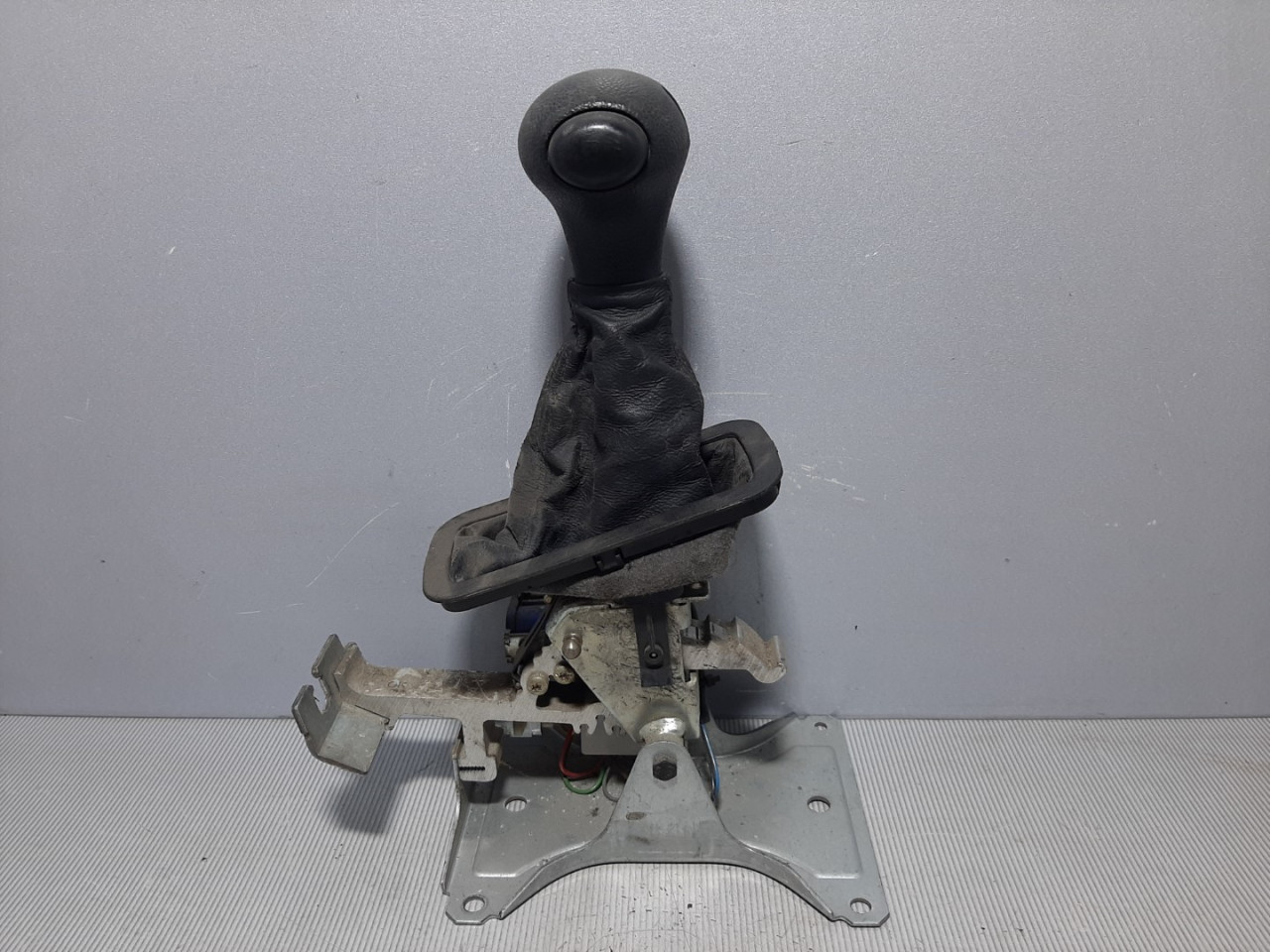 DIJELOVI SALTEBLA OPEL ZAFIRA B > 05-07 90437606