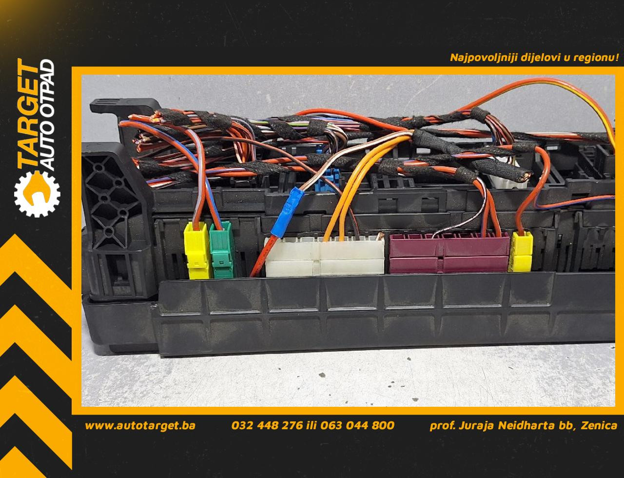 ELEKTRONIKA KUTIJA OSIGURACA MERCEDES VITO (W447) V KLASA > 14- A