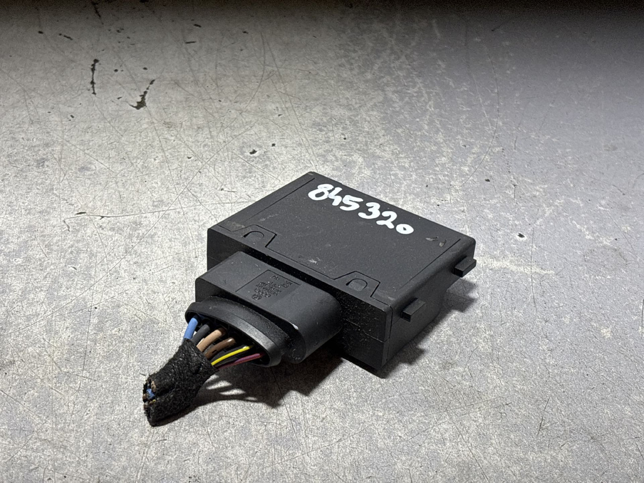 DIJELOVI ELEKTRONIKA MODUL AUDI A4 (B9) > 15-18 8W0906093C