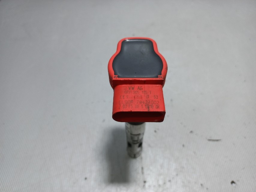 DIJELOVI BOMBINA AUDI A8 (4E) > 02-10 077905115T