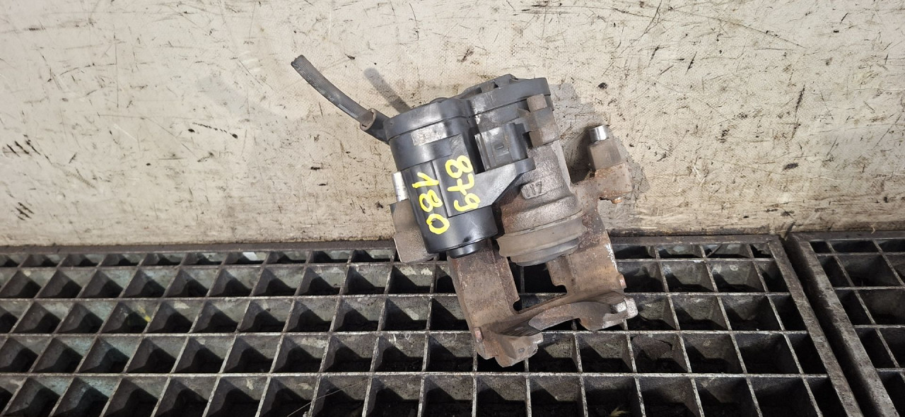 DIJELOVI KOCIONA KLJESTA VW TIGUAN > 16-20 2.0 3Q0615405J