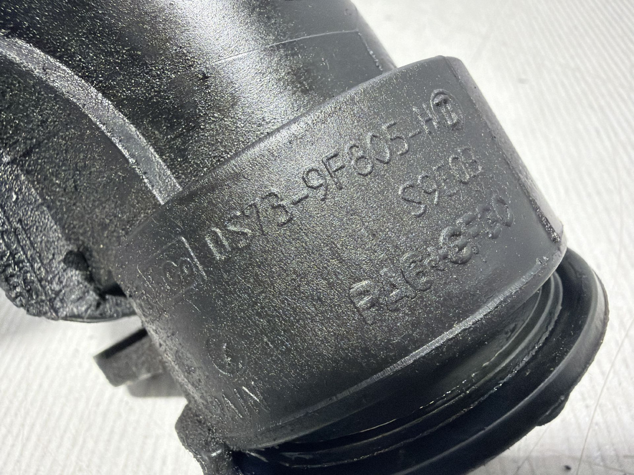 DIJELOVI CRIJEVO INTERKULERA FORD MONDEO > 14-19 2.0 DS739F805HD