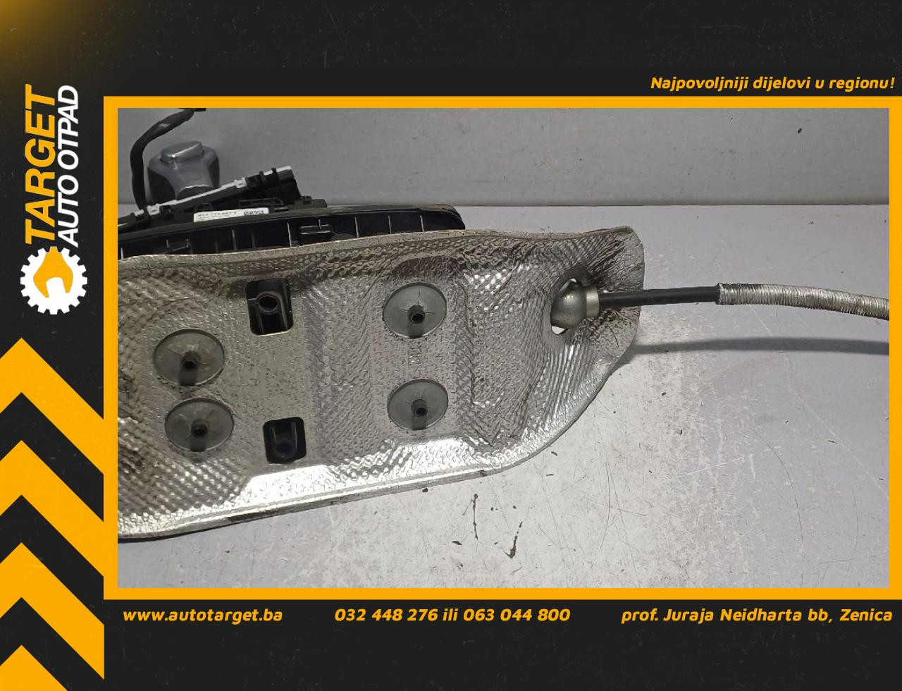 DIJELOVI SALTEBLA AUDI A4 (B8) > 12-15 2.0 8K2713041T
