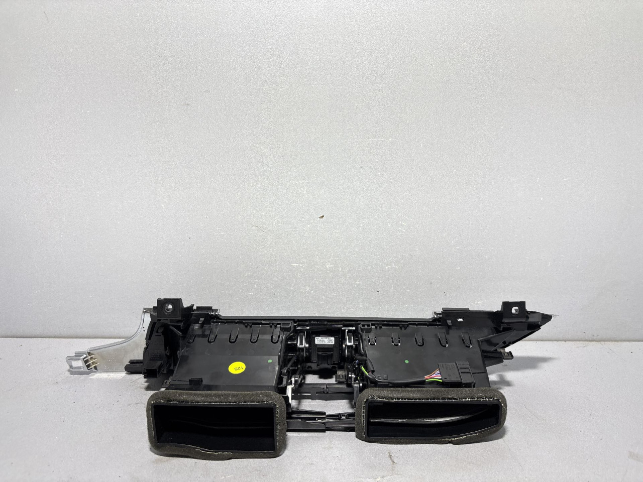 DIJELOVI RESETKA VENTILACIJE AUDI A7 > 14 - 18