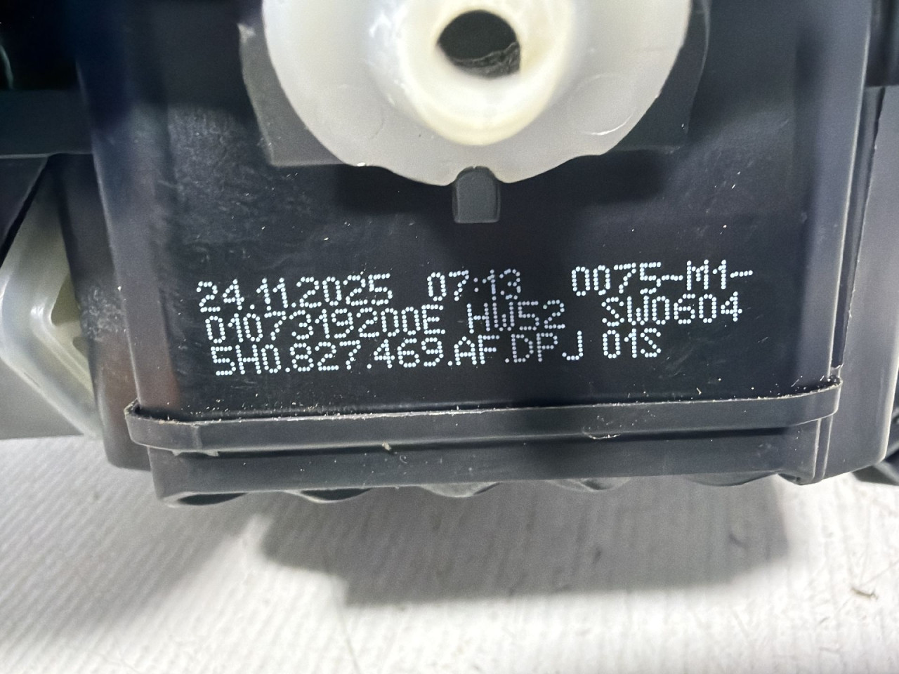 DIJELOVI KAMERA VW GOLF 8 > 19- 2.0 5H0827469AF