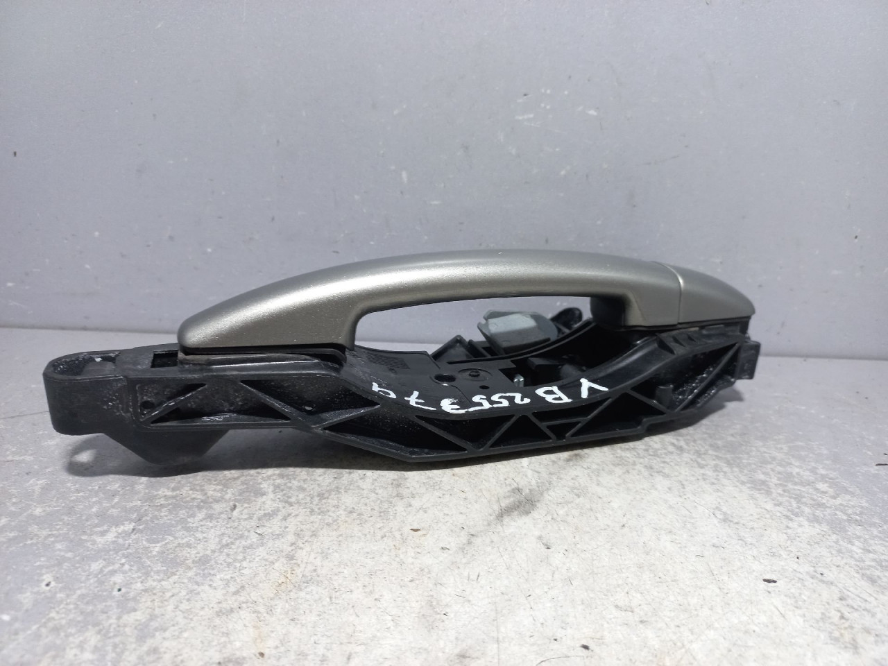 RUCKA VRATA PEUGEOT 208 > 12-15 9672961180