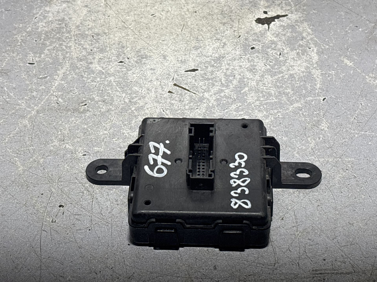 DIJELOVI ELEKTRONIKA MODUL AUDI A3 (8Y) > 20 -  2.0 5WA959436P