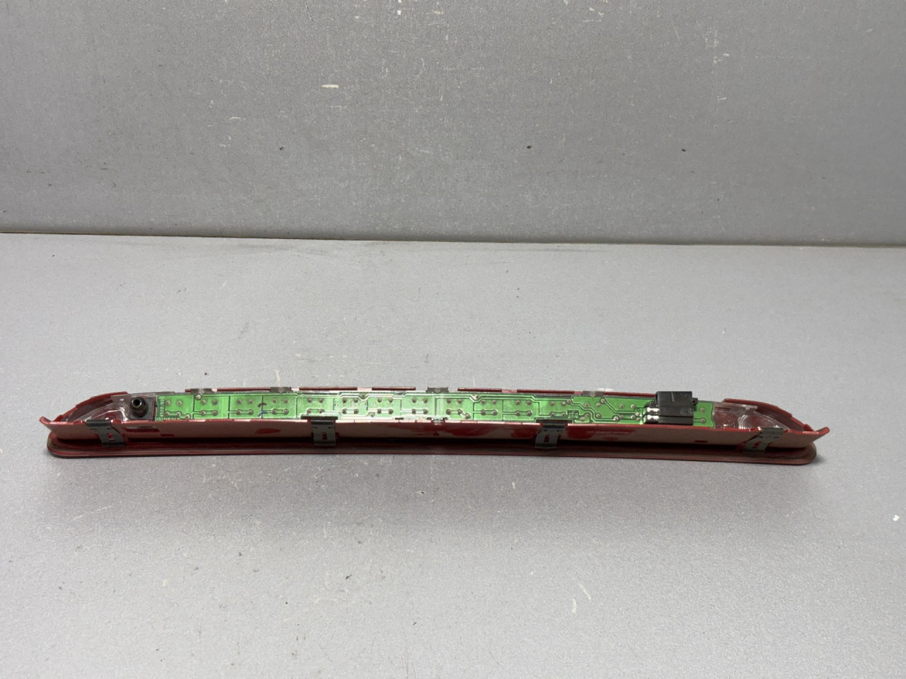 TRECE STOP SVJETLO VW GOLF 7 > 12-16 5K0945087D