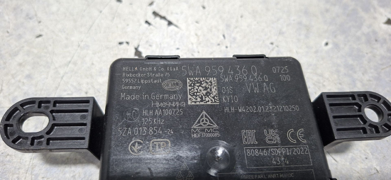 DIJELOVI ELEKTRONIKA MODUL SKODA OCTAVIA > 19- 2.0 5WA959436Q