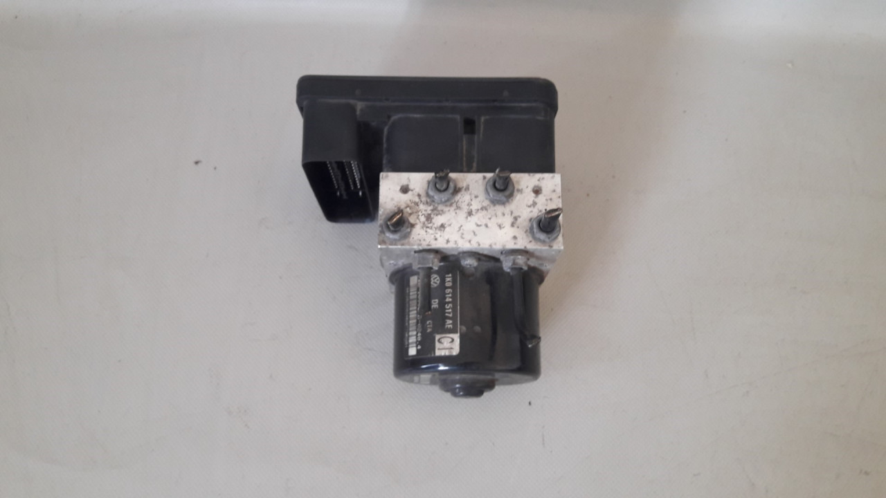ABS ELEKTRONIKA AUDI A3 > 03-08 1K0907379AC 1K0614517AE