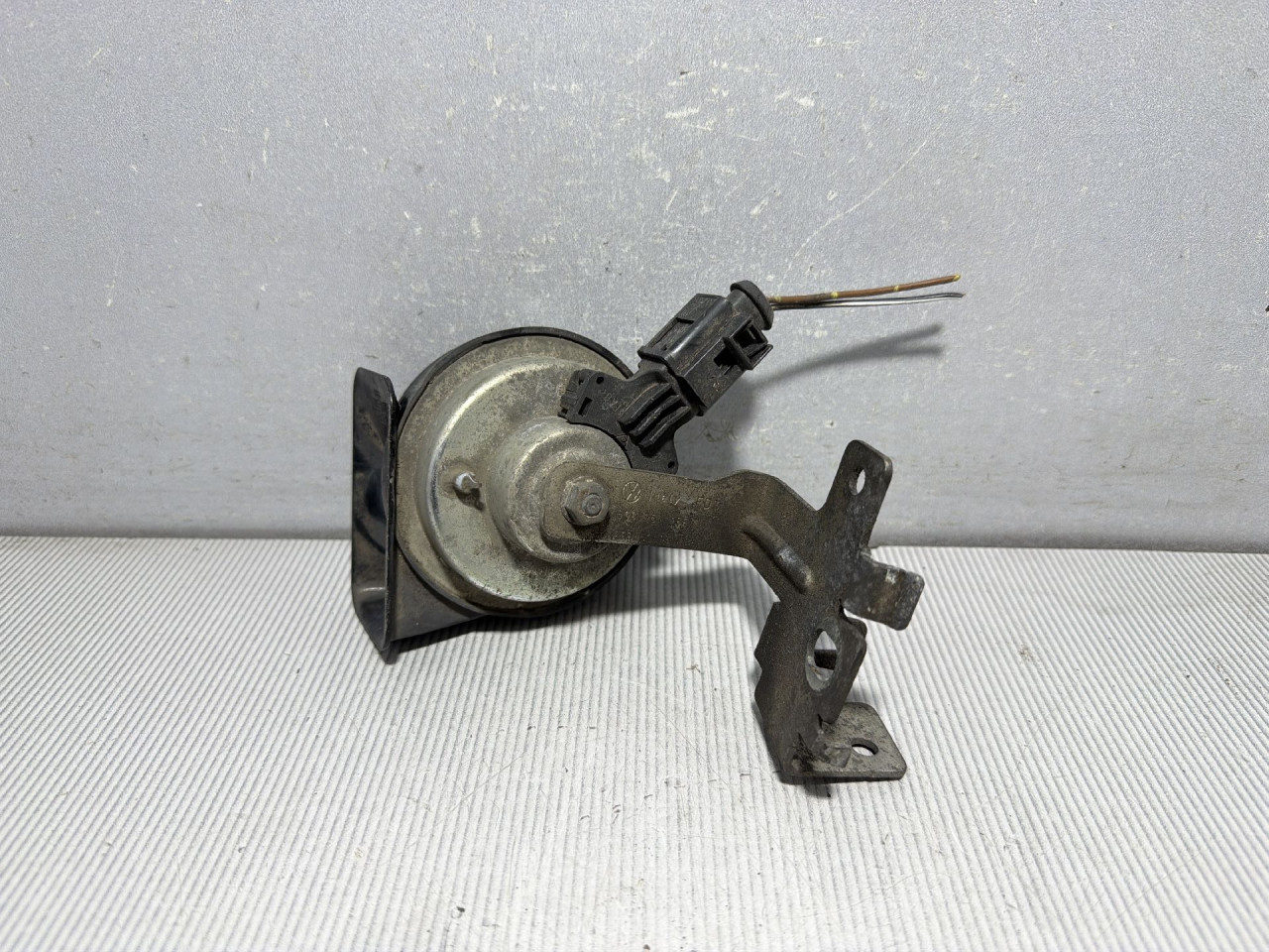 DIJELOVI SIRENA VW GOLF 7 > 12-16 2.0 5Q0951223