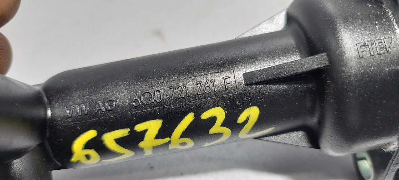 DIJELOVI CILINDAR VW GOLF 5 > 03-08 6Q0721261F