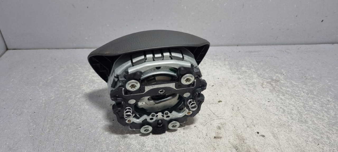 AIRBAG VOLANA VW PASSAT B8 > 14- 5G0880201C