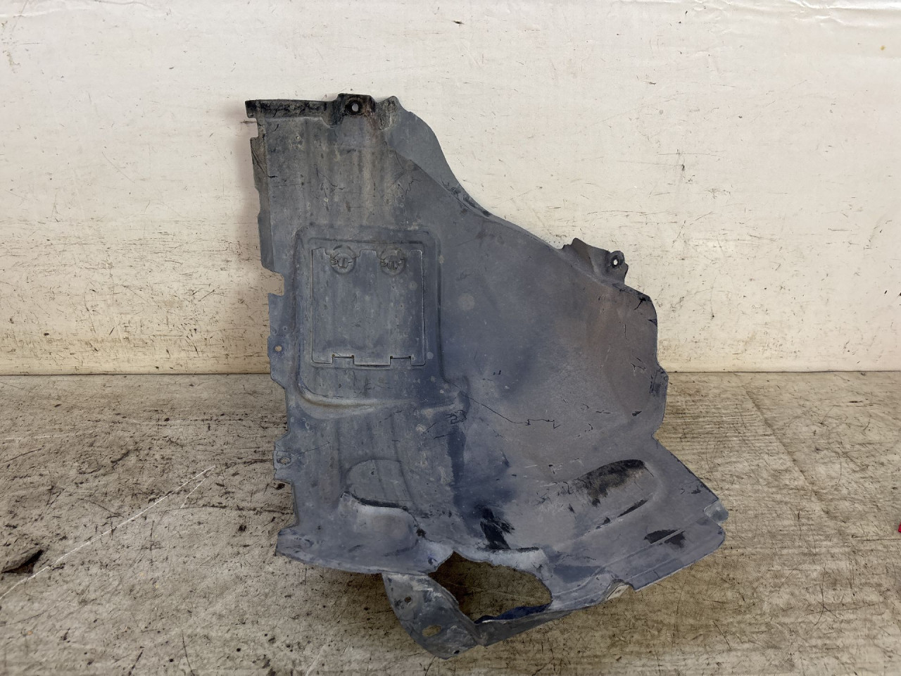 UNUTRASNJI BLATOBRAN MERCEDES GLC (X253) > 16-22 A2536907501