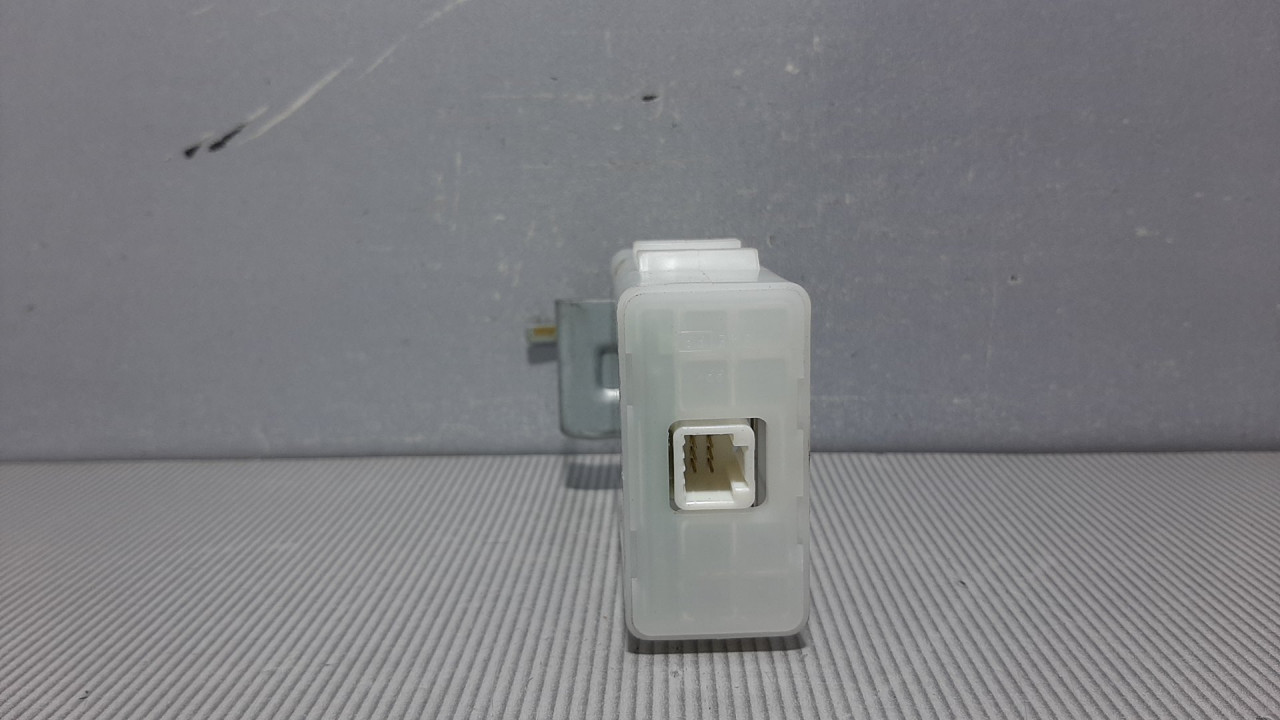 ELEKTRONIKA MODUL SUBARU XV > 12-16 88035FG010