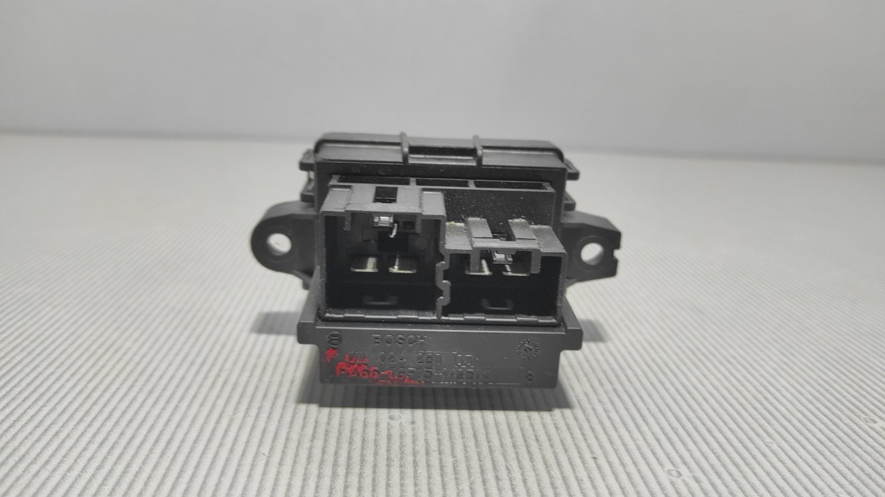 ELEKTRONIKA REOSTAT OPEL INSIGNIA > 09-13 F011500056
